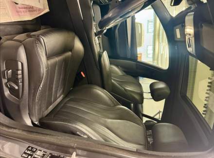 BMW - X6