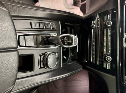 BMW - X6