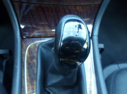 Mercedes-Benz - E-class