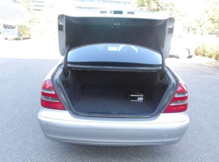 Mercedes-Benz - E-class