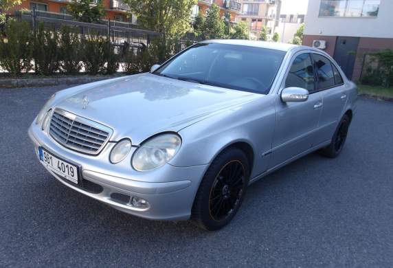 Mercedes-Benz - E-class