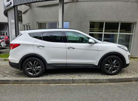 Hyundai - Santa FE