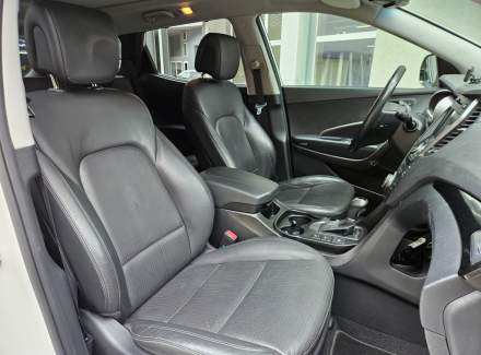 Hyundai - Santa FE