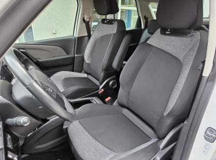 Citroën - C4