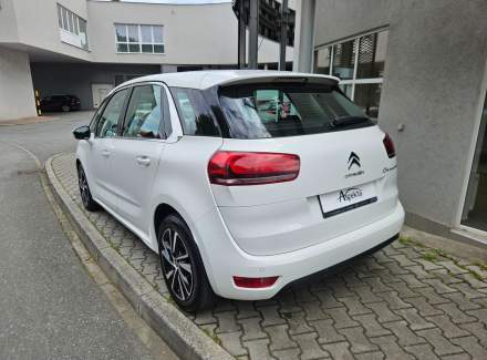 Citroën - C4
