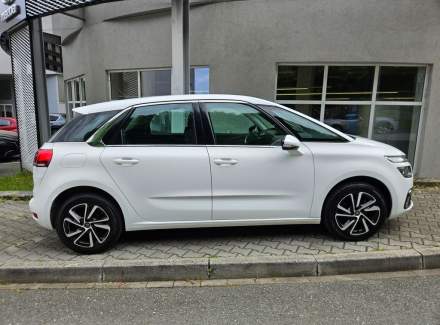 Citroën - C4