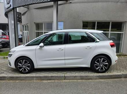 Citroën - C4