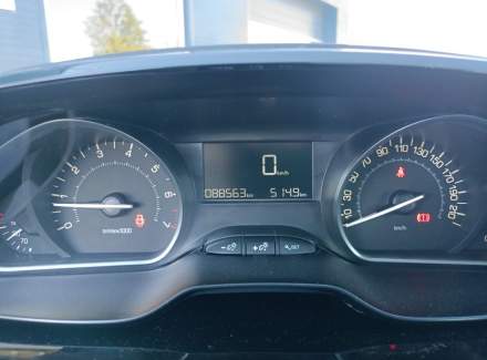 Peugeot - 208