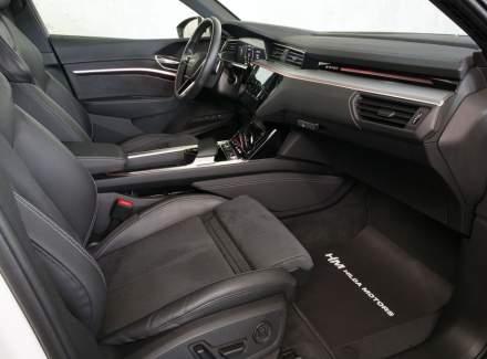Audi - E-tron