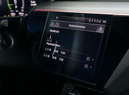 Audi - E-tron