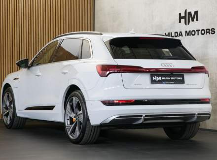 Audi - E-tron