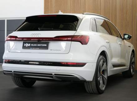 Audi - E-tron