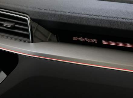 Audi - E-tron