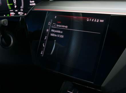 Audi - E-tron