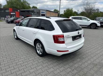 Škoda - Octavia