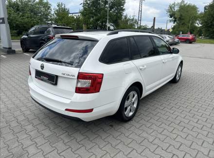 Škoda - Octavia