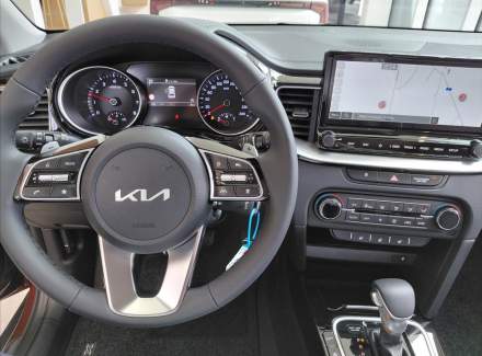 Kia - XCeed