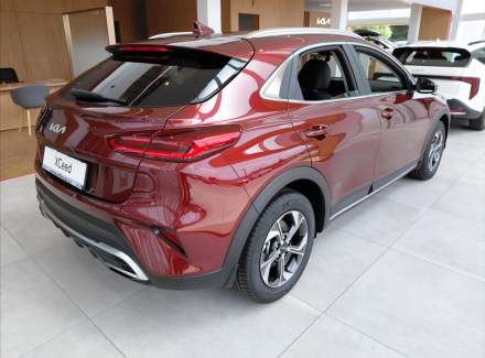 Kia - XCeed