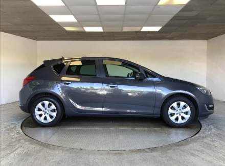 Opel - Astra
