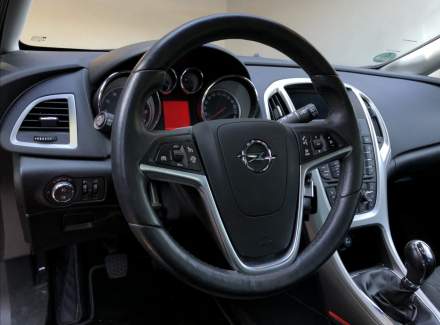 Opel - Astra