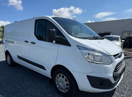 Ford - Transit Custom 2.2 TDCi 92kW L2H1 TOP VÝBAVA