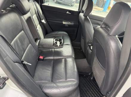 Volvo - V50 2.4 D5 (180 Hp)