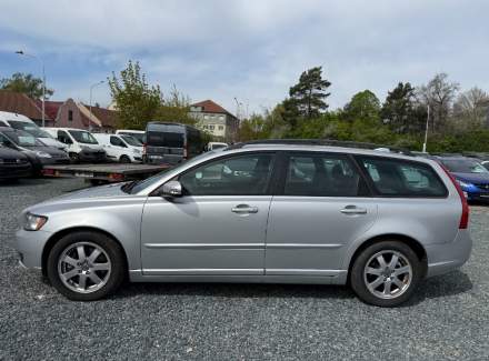 Volvo - V50 2.4 D5 (180 Hp)