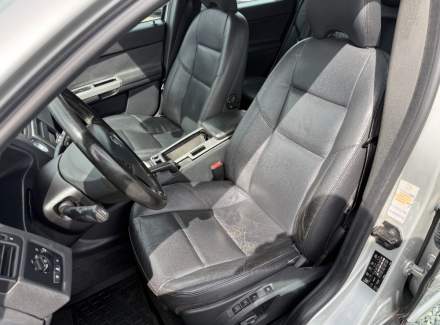 Volvo - V50 2.4 D5 (180 Hp)