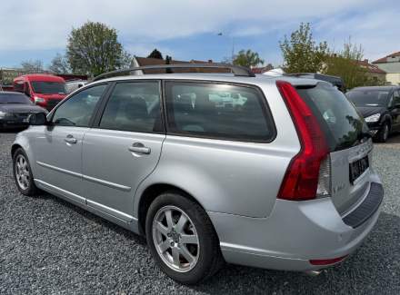 Volvo - V50 2.4 D5 (180 Hp)