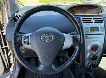 Toyota - Yaris TS 1.8 (133 Hp)
