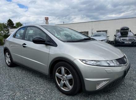 Honda - Civic 1.8 i-VTEC 16V (140 Hp) Automatic