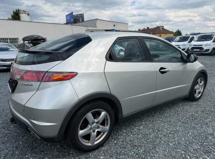 Honda - Civic 1.8 i-VTEC 16V (140 Hp) Automatic