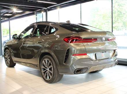 BMW - X6