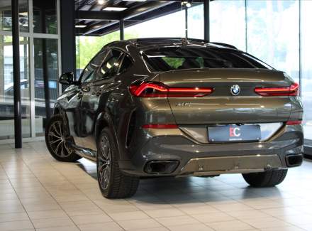 BMW - X6
