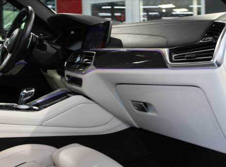 BMW - X6
