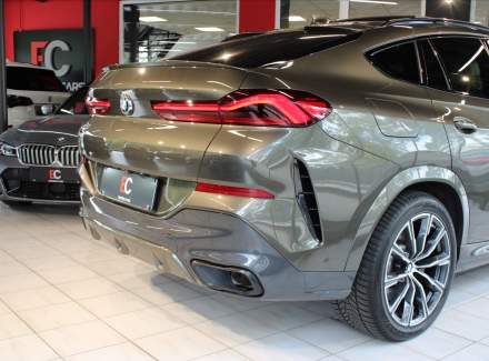 BMW - X6