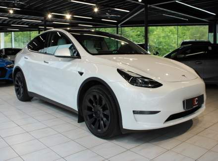 Tesla - Model Y