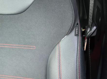 Mercedes-Benz - CLA
