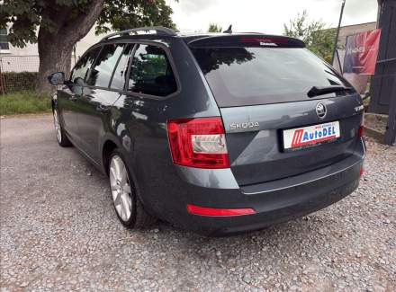 Škoda - Octavia