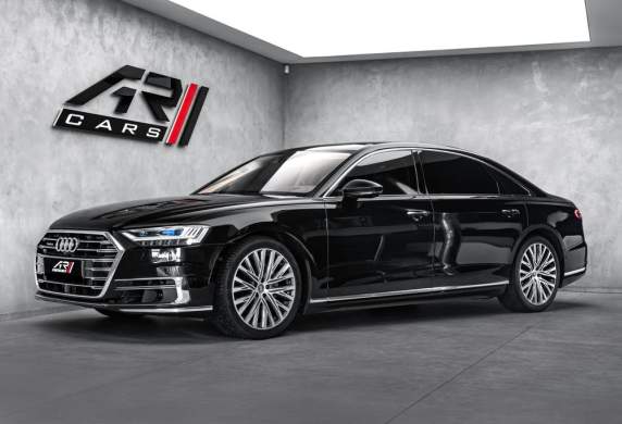Audi - A8