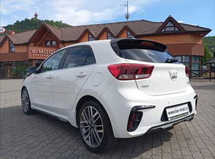 Kia - Rio