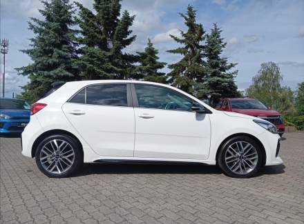 Kia - Rio