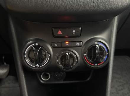Peugeot - 208