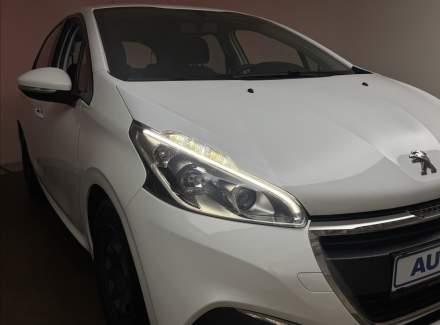 Peugeot - 208