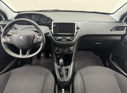 Peugeot - 208