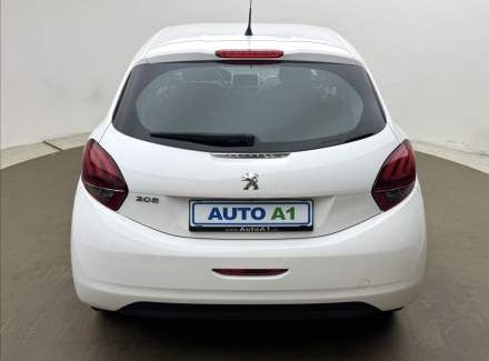 Peugeot - 208
