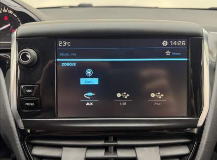 Peugeot - 208