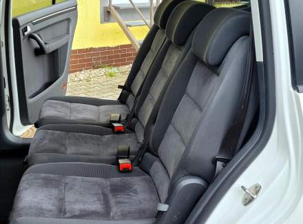 Volkswagen - Touran