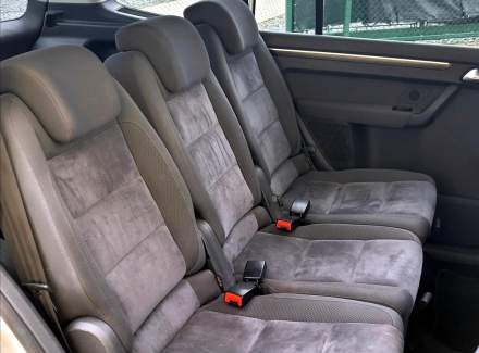 Volkswagen - Touran
