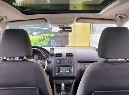 Volkswagen - Touran